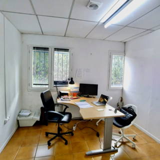 Espace indépendant 54 m² 10 postes Coworking Chemin de la Garonne Toulouse 31200 - photo 4